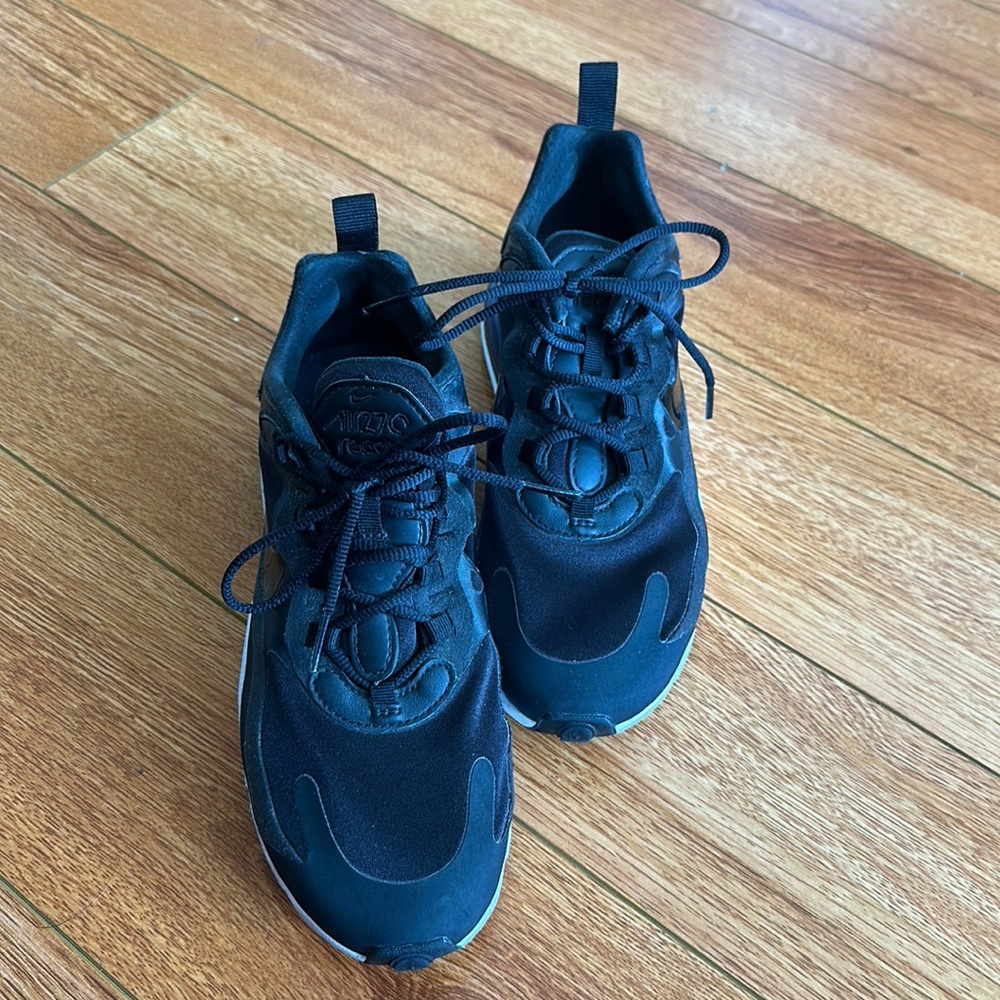 Nike Air Max 270